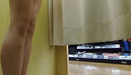 Naked masturbation in the fitting room