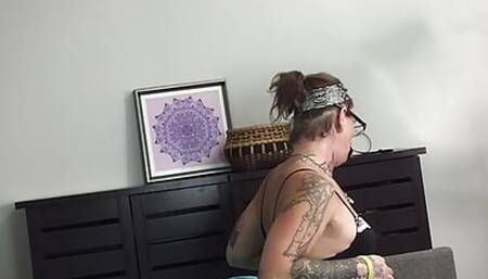 NerdyTrans with glasses gives epic blowjob