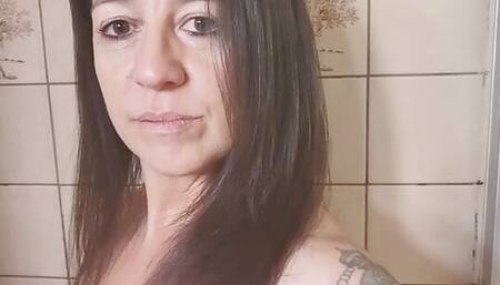Big boobed brunette pees in her pantyhose