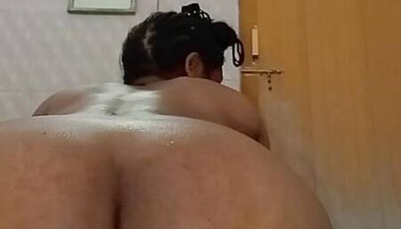Desi bhabhi teasing with her big ass