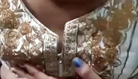 Hareem shah leak Desi bhabhi make video for boyfriend