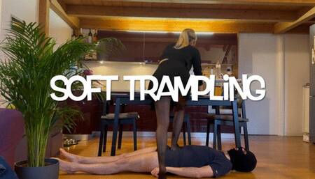 GEA DOMINA - SOFT TRAMPLING (MOBILE)