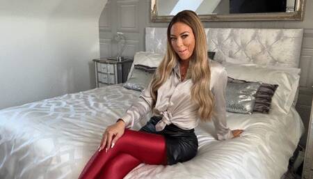 Boss Natalia shows her appreciation for your hard work