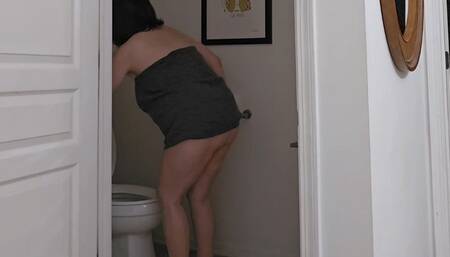 ICED TEA IN PEE PEE OUT