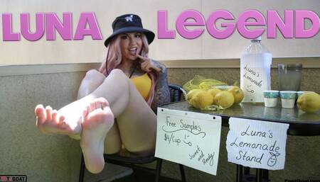Luna's Lemonade Stand! XXX Hardcore blowjob, footjob, fucking, and cum on soles!