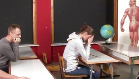 German student does amateur MMF threesome at university