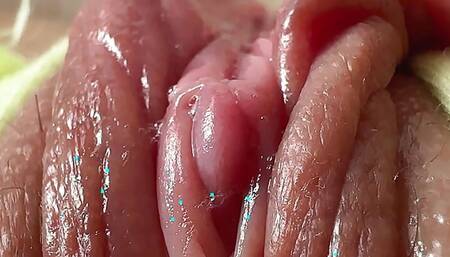 Why her panties look like that?! Hottie is rubbing clit till orgasm