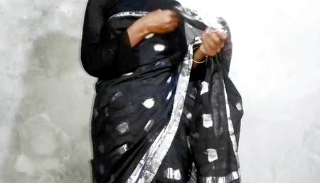 Sexy Cute Desi College Girl Showing Her Boobs And Pussy.