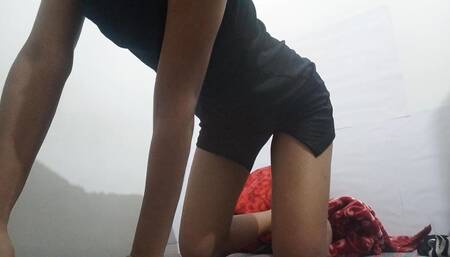 18yo Luna Ray First Orgasm of the Year!