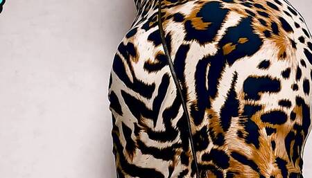 Penetration into a juicy pussy Close-up PAWG in a tight dress and gloves rides a big toy sensually Leopard print