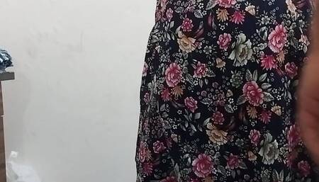 Aaj bhabhi ji ne threesome kiya apne padrosi se