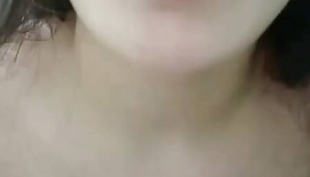 Pinay Filipina Na Malibog Pinakita at Nilamas Ang Suso SA Kavideo Call Ang Sarap Nito-Fuckinglady101