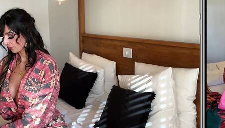 Behind the scenes: Aaliyah's first try on haul - ZZ edition