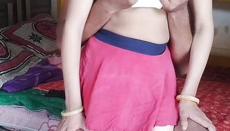 Seema bhabhi ne short pahna  Seema bhabhi ki chudai land liya munh mein bhabhi