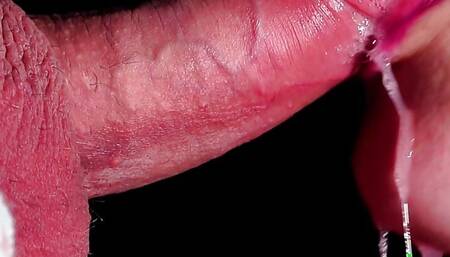 BY SURPRISE I cum in her mouth !