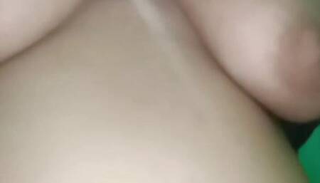 Romantic sex in a chubby pinay aunty will make your day complete