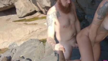 vagabunda transando gostoso na praia - Ana Rothbard