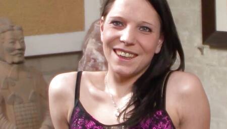 Normal German girl persuaded to sex casting on the street