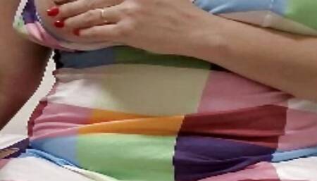 wife showing boobs and pussy at public random chat