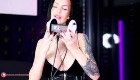 ASMR AMY Bad Girlfriend ear eating ASMR ear nibbling licking intense wet mouth sounds to relax