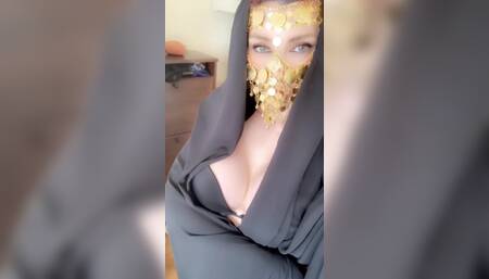 ????????عيدكم العمه رولا