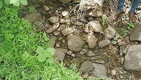 Desi masterbating boy .. outdoor single boy masterbation