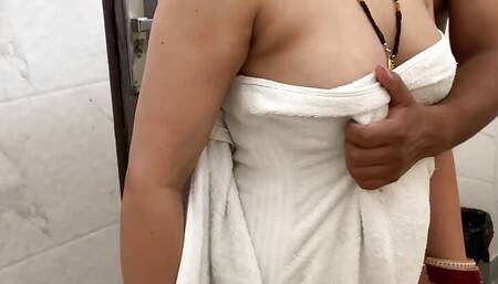 Newly Married Alisha Fucks with her Husband In the Bathroom