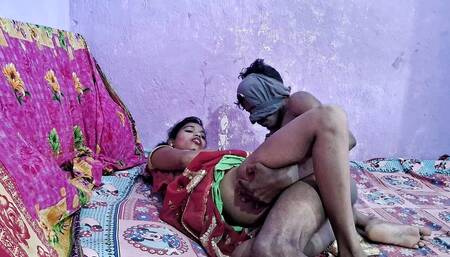 Savita Bibiko desi sex sweat chudai gand mein video