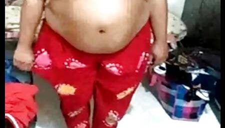 bbw indian housewife on group call stripping for her lovers shaking her big indian fat ass