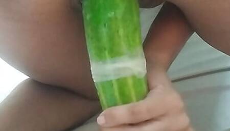 Mona darling want huge dick