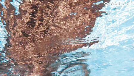 Super juicy Latina Yorgelis being horny