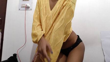 Bangladeshi nice girl showing her boob's and pussy