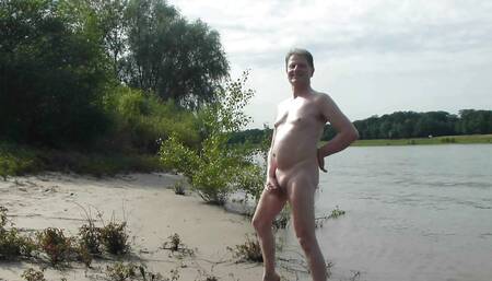Relaxed river wank