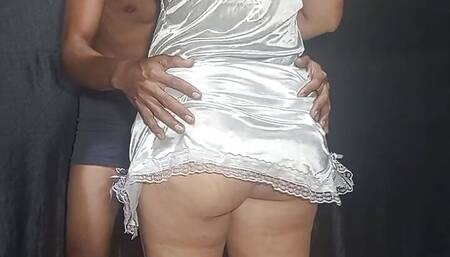 My husband is not at home, I invite the gardener to make me happy