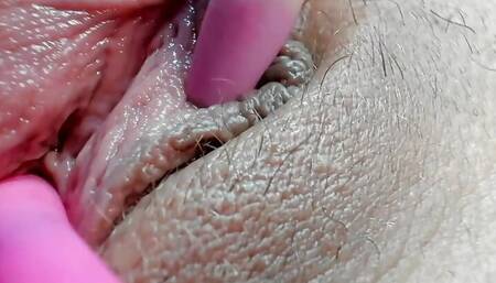 Beautiful Colombian with an angelic face sucks her toes and gets horny until she masturbates like a hopeless nymphomaniac