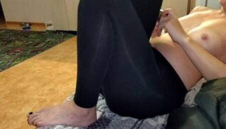 Stepmom Teases Me With The Smell Of Her Smelly Feet