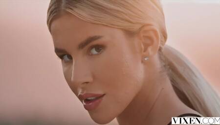 Hard-bodied Ema Gives Gym Buddy a Real Work-out