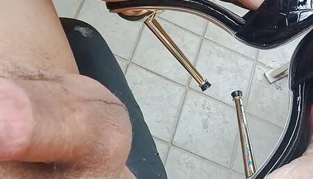 I Cum on My Belly
