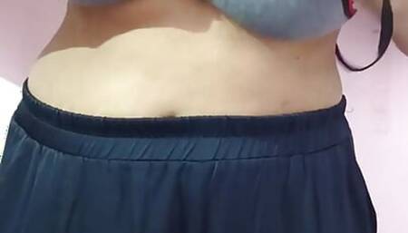 Very Hot & Sexy Nude Bhabhi