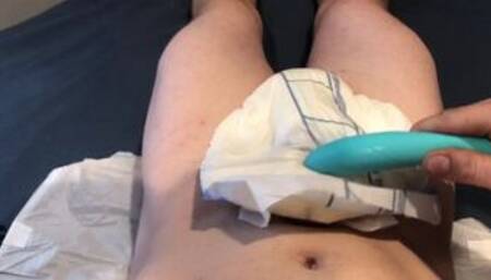 Very desperate pee after naptime in bed and cum
