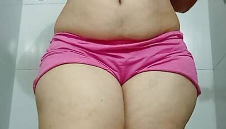 moving my ass and I cum with pleasure