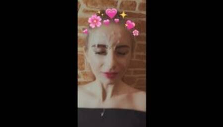 The neighbor unexpectedly came to visit and I fucked him while snapchat record story