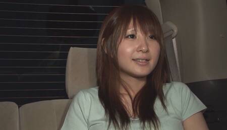 V025I03 SEX with Big Baby-Face Older Sister Mr./Ms.