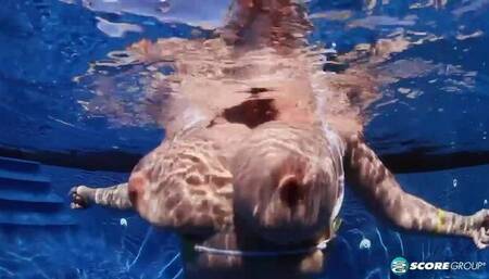 Graceful Lana's milf movie