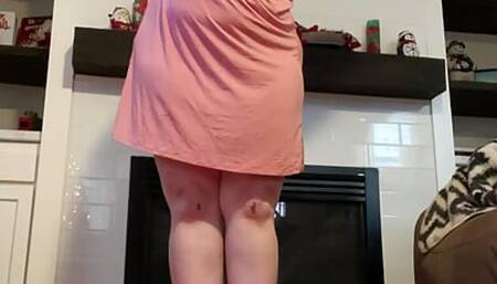 BBW mom Kinky Katie yoga in a nightgown LIVE on TikTok