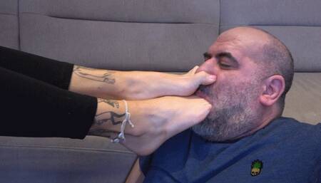 ELECTRA - Wardrobe Day - Toes Over Nose - Foot Worship And Humiliation