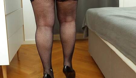 A brickhouse 50Plus MILF with a big, beautiful ass and