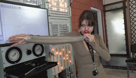 Josie Compares Mouthpieces for Blowing Entertainer Balloons (MP4 - 1080p)