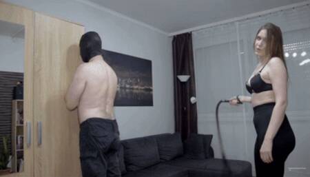 Mistress Cassie's Whipping Fun (wmv)