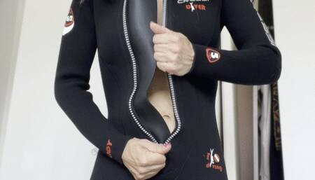 neoprene scuba wetsuit snorkel and latex hood cum